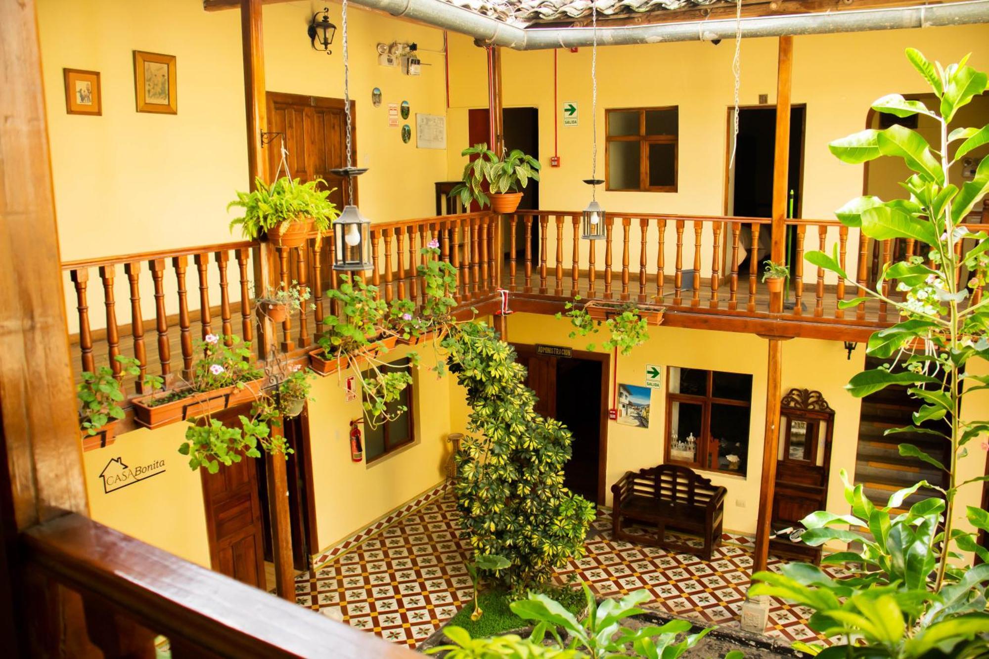Casa Bonita Colonial Hotel Cajamarca Exterior photo